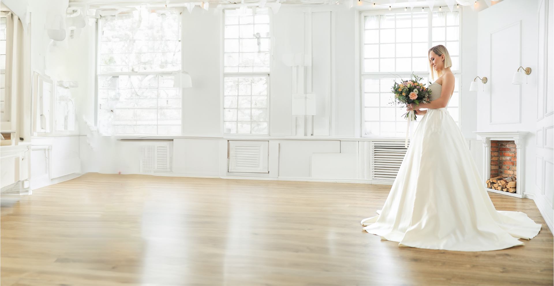 femme en robe de mariee avec bouquet de fleur