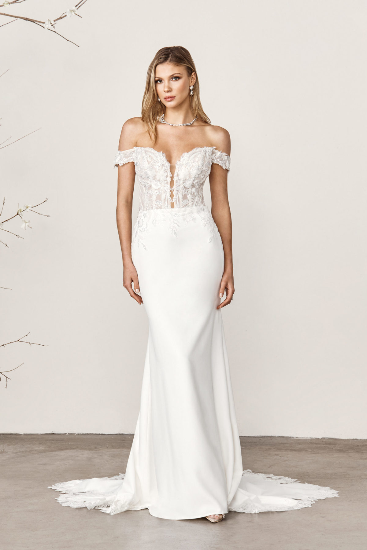 44390 Sincerity Bridal